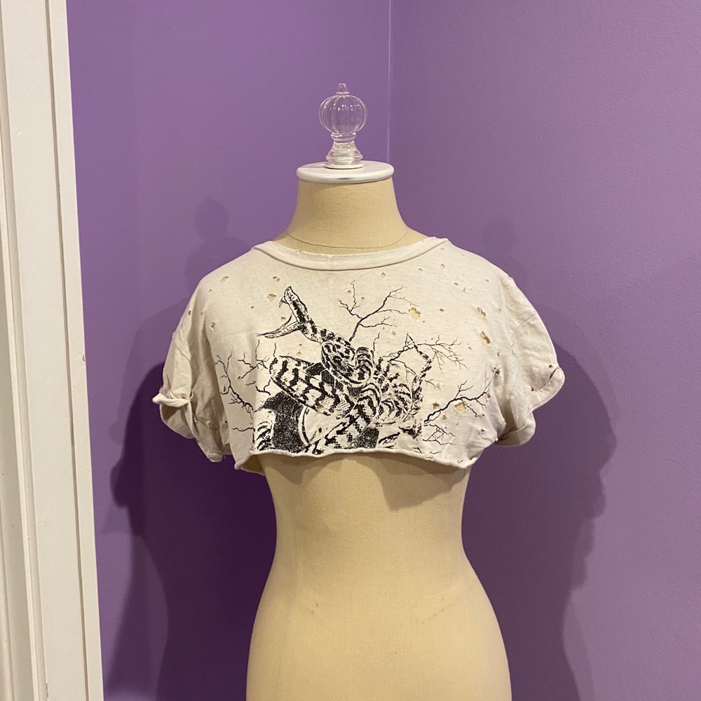 LF Cropped Tee